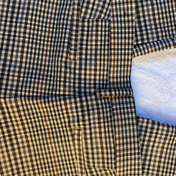 NWOT Women’s Cropped Pants - Picture 6 of 6